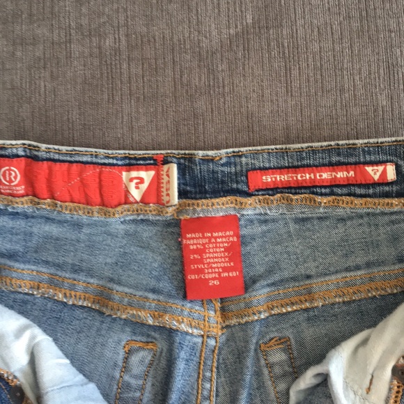 Stretch boot cut jeans by Guess - Picture 5 of 7